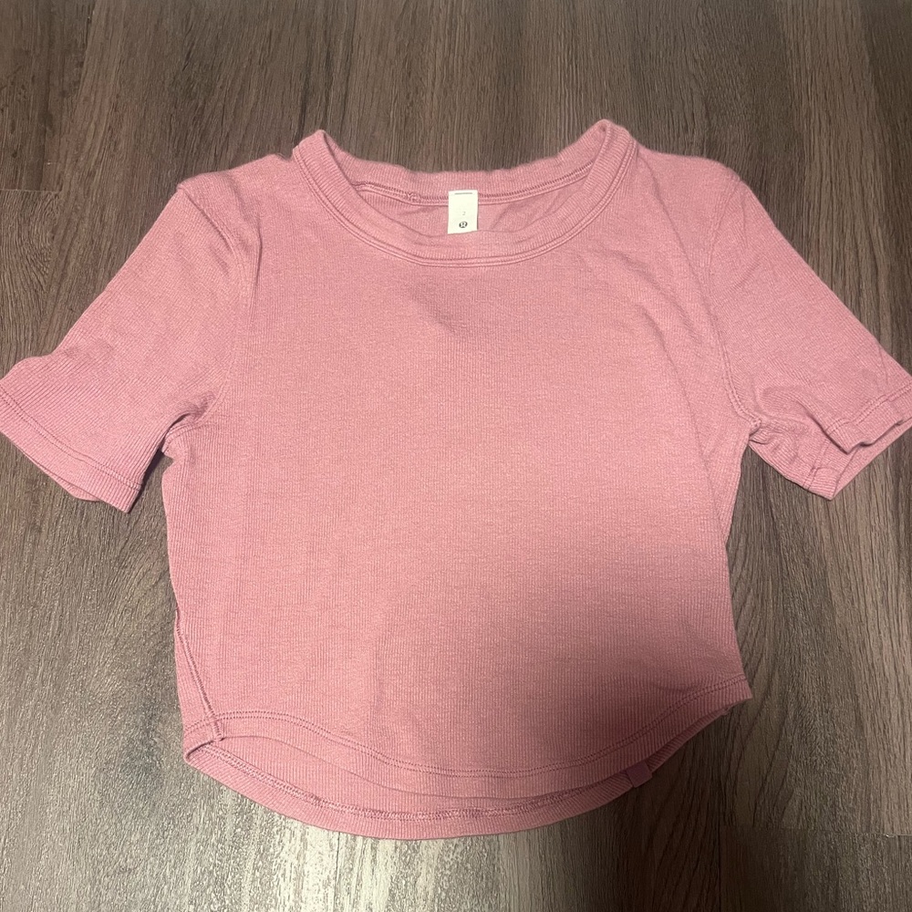 lulu crop top shirt